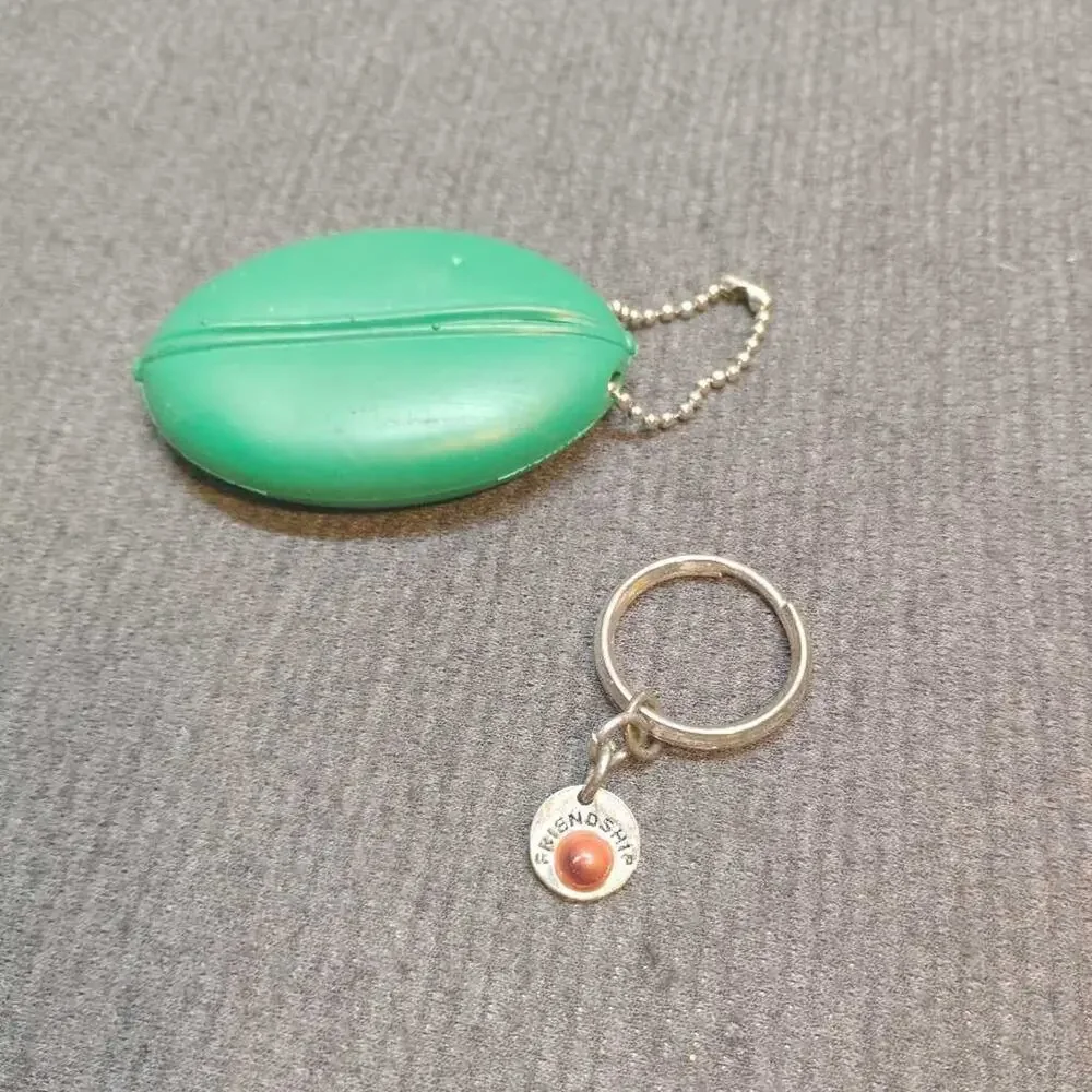 Vintage Friendship Keychain Green Coin Pouch Pill Holder Bag Clip Charm